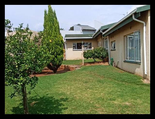 4 BEDROOM HOUSE FOR SALE IN RENSBURG